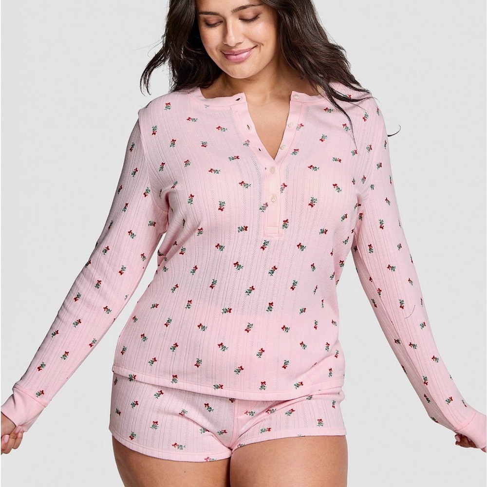 NWT Victoria's Secret Pink Floral Pointelle  Pajamas! 😍